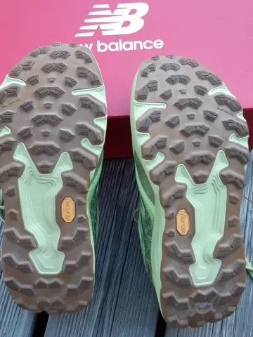 Used New Balance Fresh Foam X Hierro v9 bike — image 8 of 15