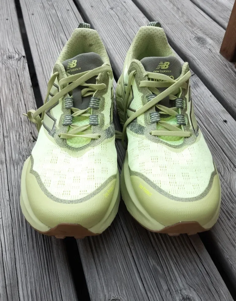 Used New Balance Fresh Foam X Hierro v9 bike — image 5 of 15