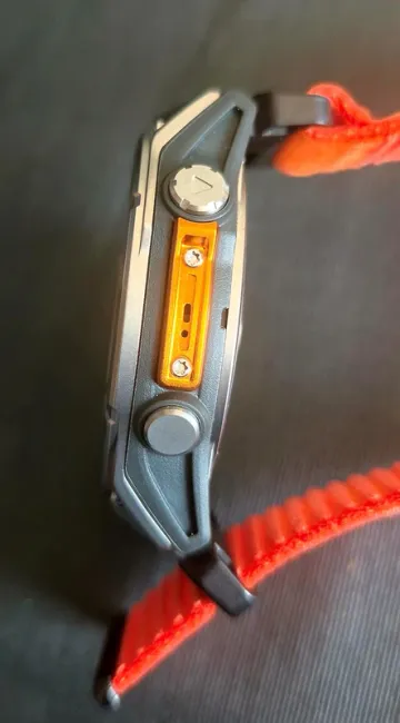 Used Orange Fenix 8 Sapphire 47mm bike — image 3 of 8