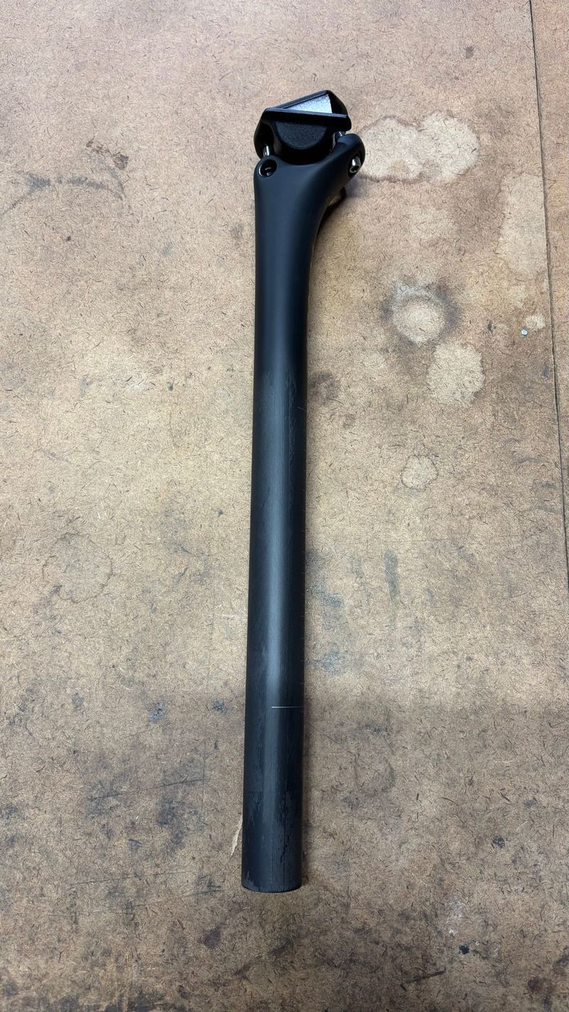 Used Roval Alpinist Carbon Seatpost 2026 Saddles & Seatposts