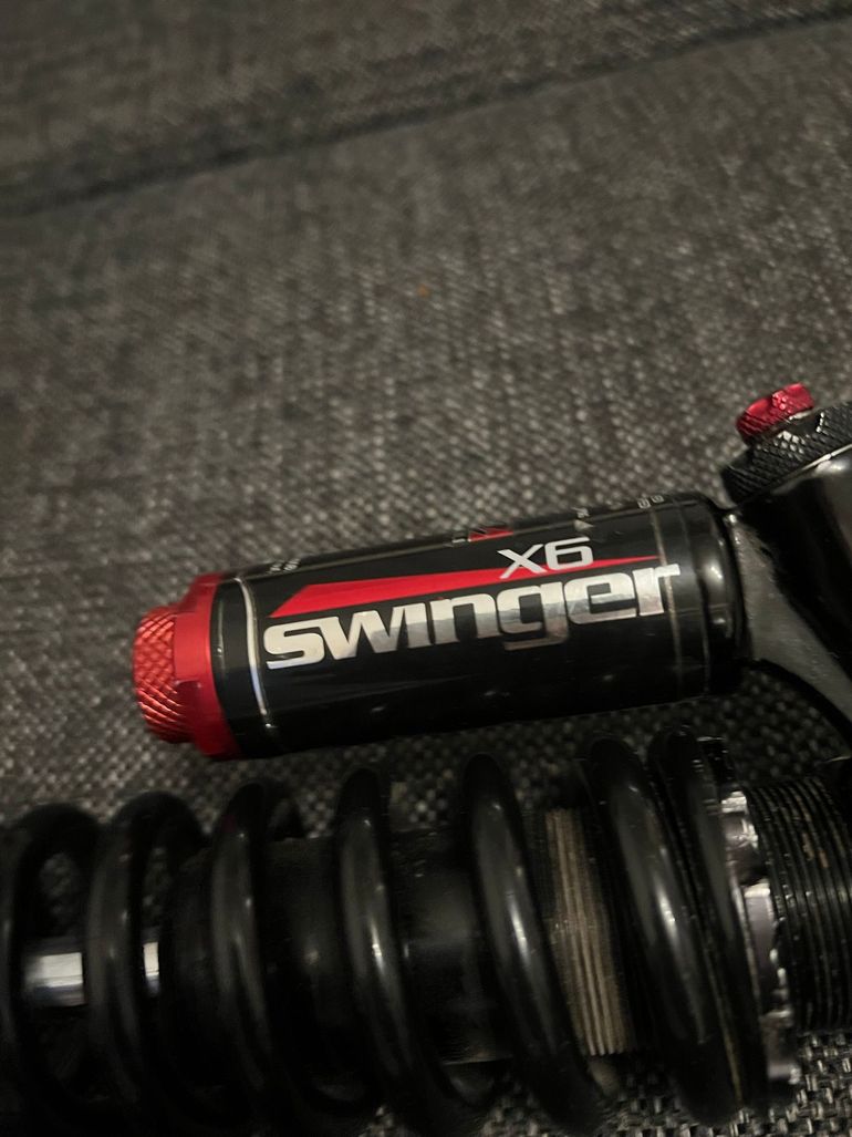 Used Manitou Swinger 2008 bike — image 5 of 6