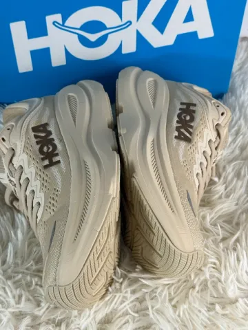 Used Hoka Bondi 9 bike — image 10 of 15