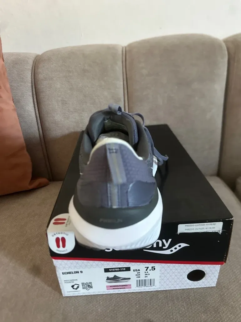 Saucony Running Shoes bike usato — immagine 2 di 8