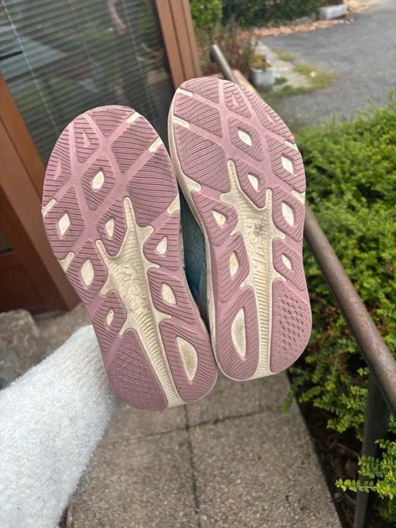 Hoka Laufschuhe bike usato — immagine 5 di 6