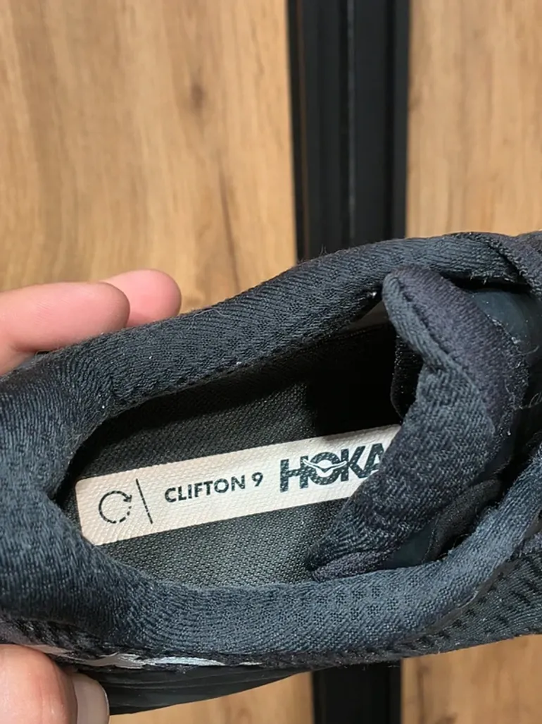 Hoka Clifton 9 GTX bike usato — immagine 11 di 12