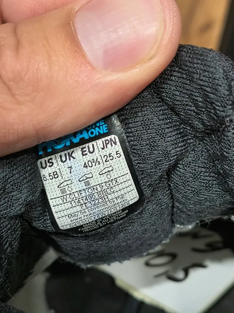 Hoka Clifton 9 GTX bike usato — immagine 12 di 12