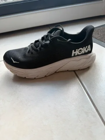 Hoka Arahi 7 bike usato — immagine 2 di 3