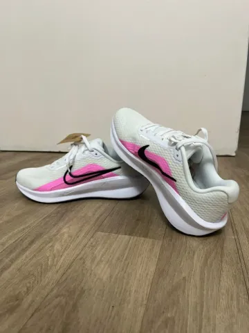 Tweedehands Rose Nike Downshifter 13 bike — afbeelding 1 van 2