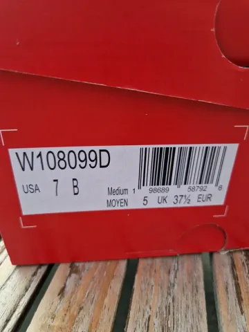 Used New Balance 1080 V15 bike — image 7 of 7