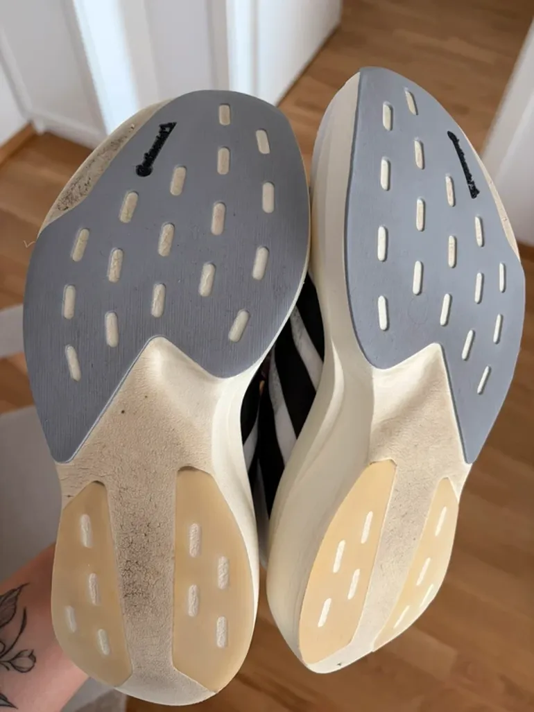 Used Adidas Adizero evo SL bike — image 4 of 4