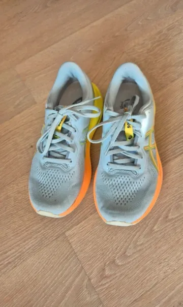 Asics Damen Laufschuhe bike usato — immagine 3 di 7