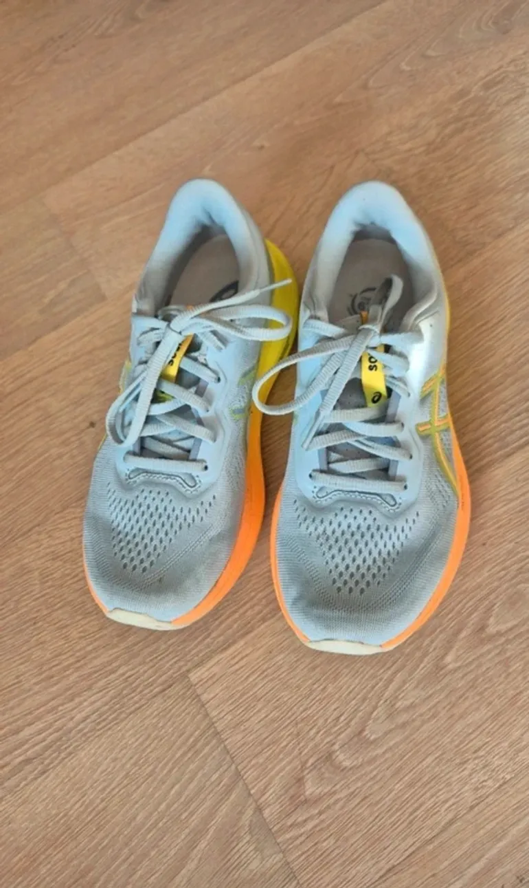 Asics Damen Laufschuhe bike usato — immagine 3 di 7