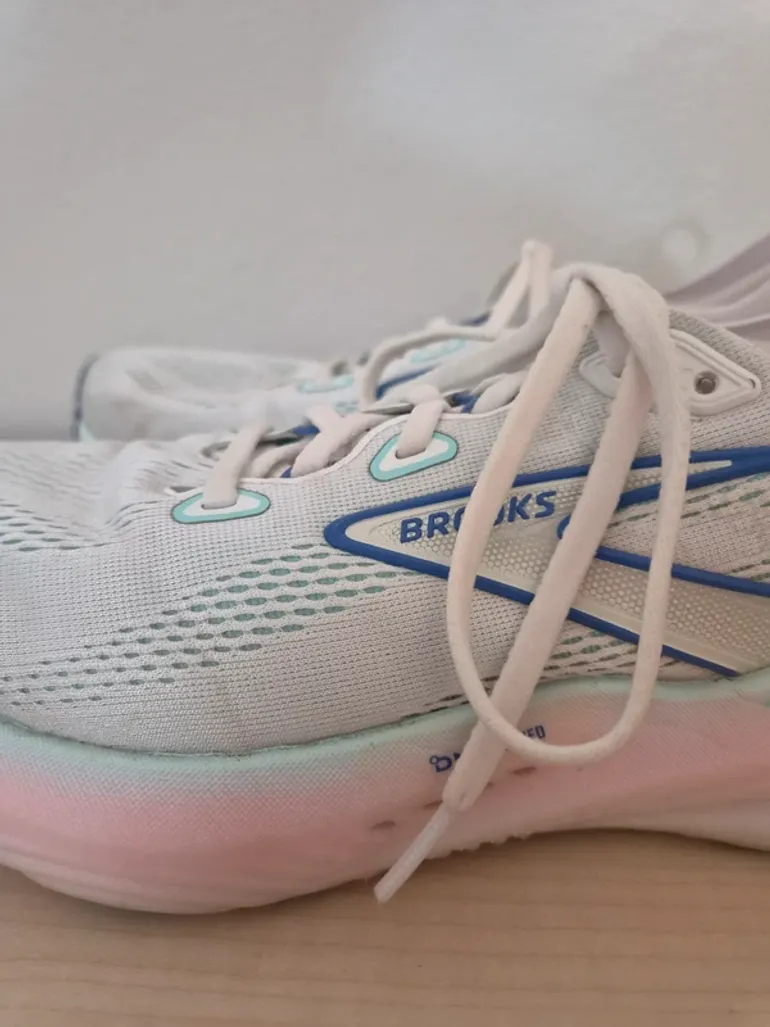 Used Brooks Glycerin GTS 22 bike — image 3 of 3