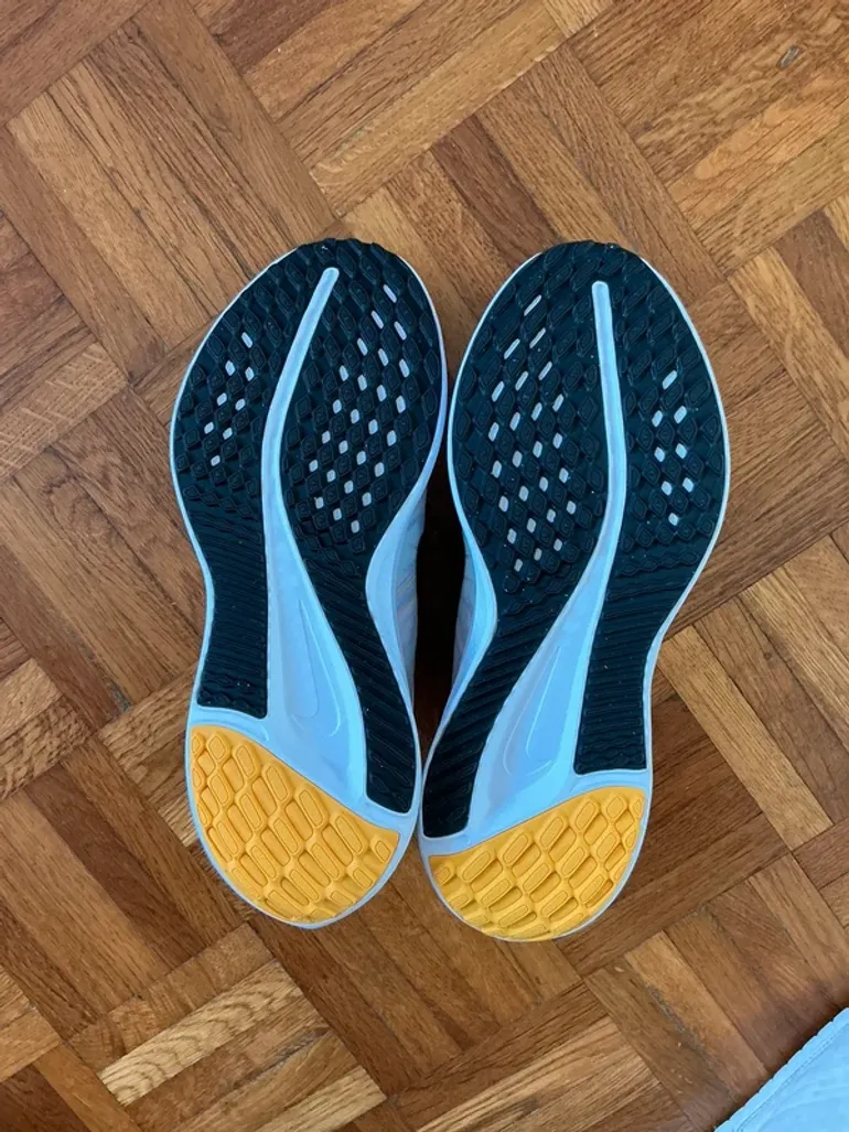 Używany Nike Quest 5 PRM bike — zdjęcie 4 z 4