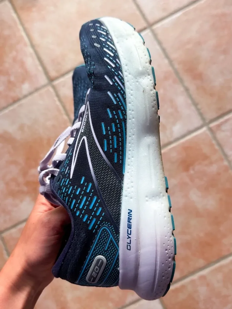 Used Brooks Glycerin 20 bike — image 4 of 5