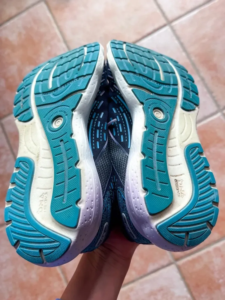 Used Brooks Glycerin 20 bike — image 3 of 5