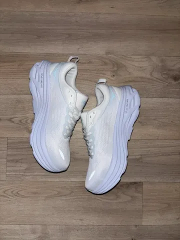Używany White Hoka Bondi 8 bike — zdjęcie 2 z 3