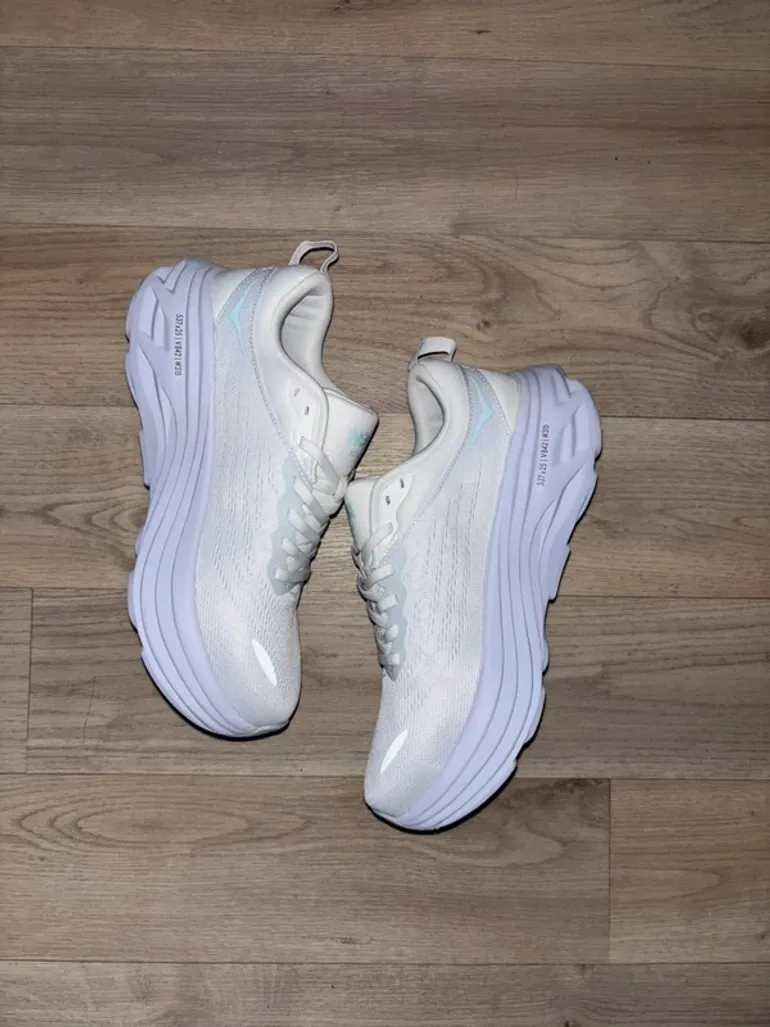 Używany White Hoka Bondi 8 bike — zdjęcie 2 z 3