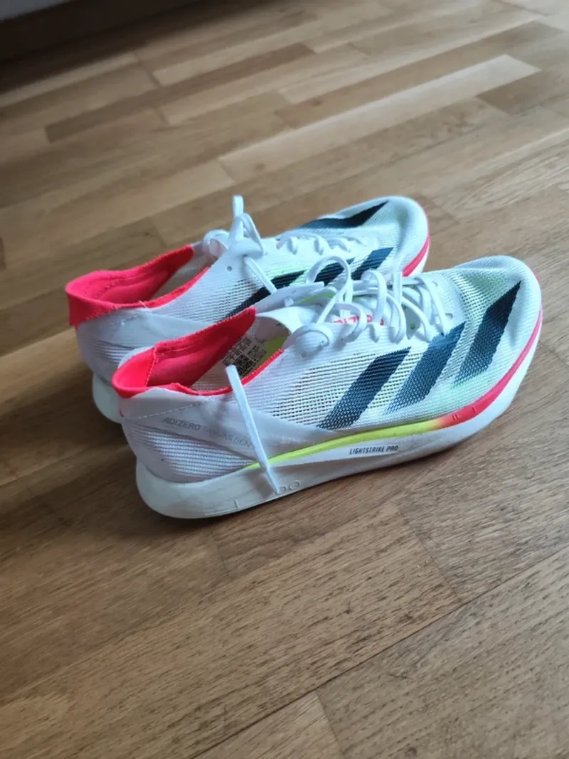 Adidas Adizero Takumi Sen 10 Running Shoes usato