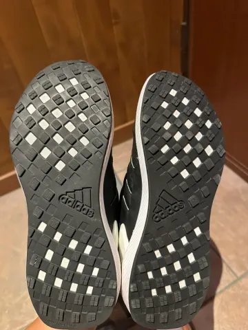 Używany Adidas Rapida Run bike — zdjęcie 4 z 5