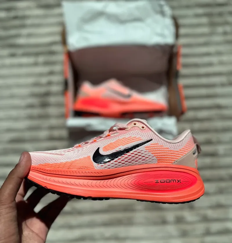 Used Orange Vomero plus 18 Running Shoes