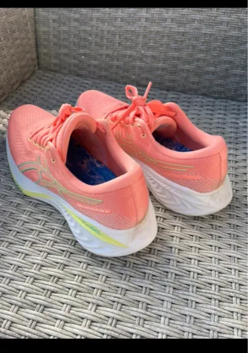 Używany Asics Gel Stratus 4 bike — zdjęcie 3 z 7