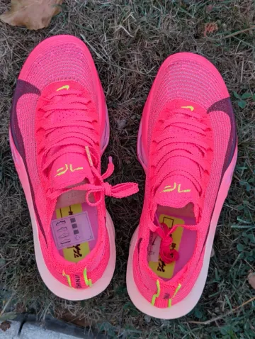 Used Nike Air Zoom Alphafly Next% 3 bike — image 5 of 9
