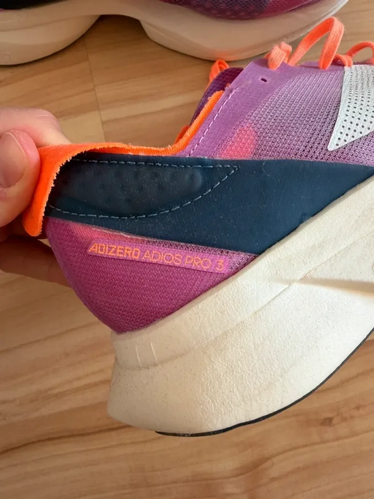 Used Pro Adizero Adios 3 bike — image 2 of 3