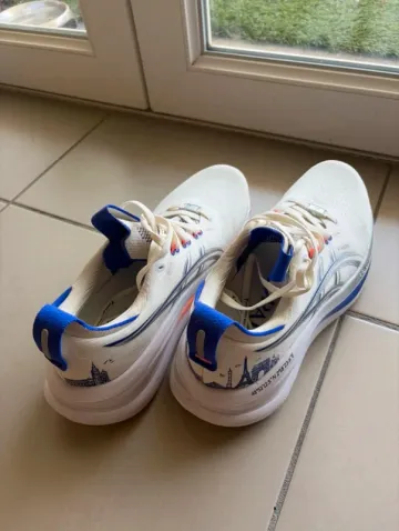 Käytetty Asics Gel-Nimbus 28 2026 bike — kuva 1 / 3