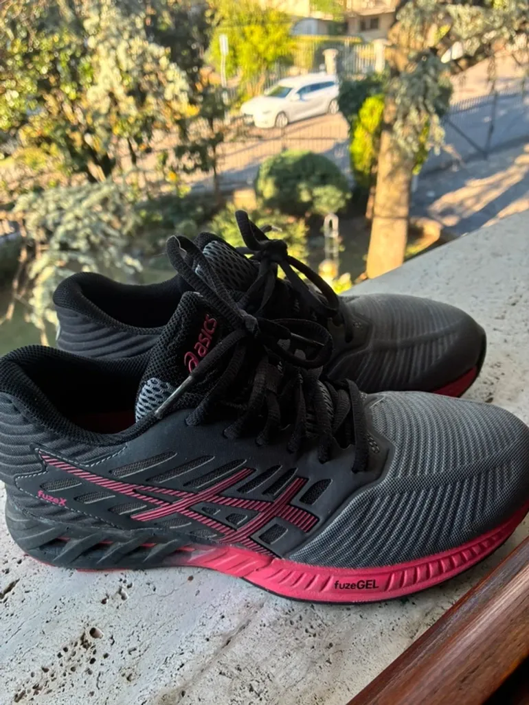Used Asics fuzeX bike — image 8 of 9