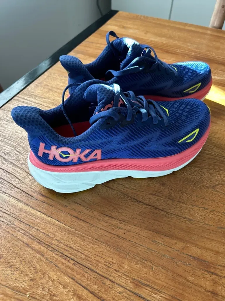 Used Hoka Trailrunning Schuhe bike — image 2 of 7