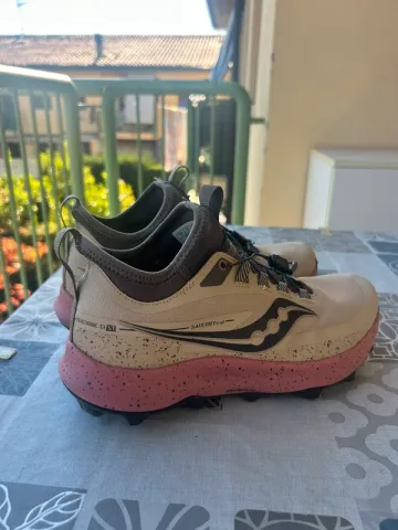 Saucony Peregrine 13 ST bike usato — immagine 1 di 4