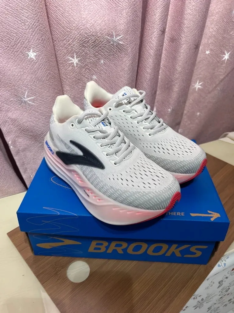 Used Brooks Glycerin Max bike — image 6 of 8