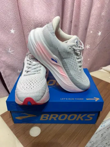 Used Brooks Glycerin Max bike — image 5 of 8