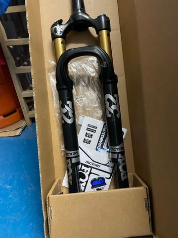 Käytetty Fox Factory 100 Fork 2019 bike — kuva 3 / 3