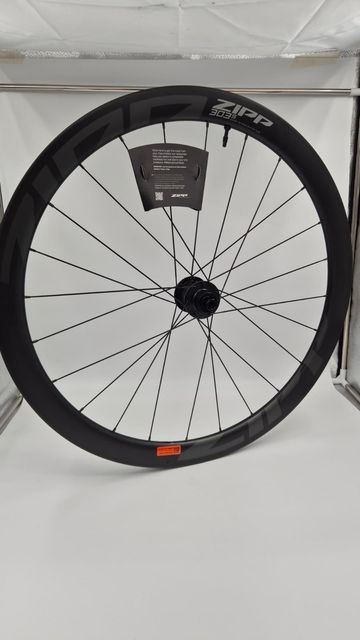 Used Zipp 303 S 2026 bike — image 1 of 3