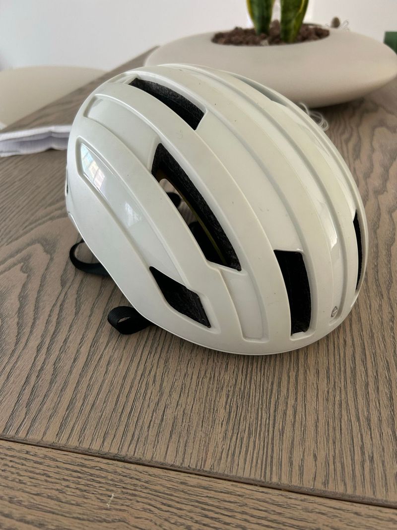 Used Sweet Protection Outrider MIPS Helmet Cycling Accessories