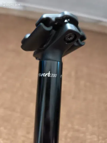 Tweedehands RockShox Reverb 2025 bike — afbeelding 4 van 5