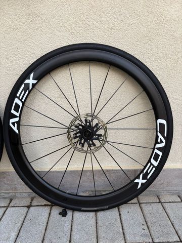 Used Cadex 42 Disc Wheels 2024 bike — image 4 of 6