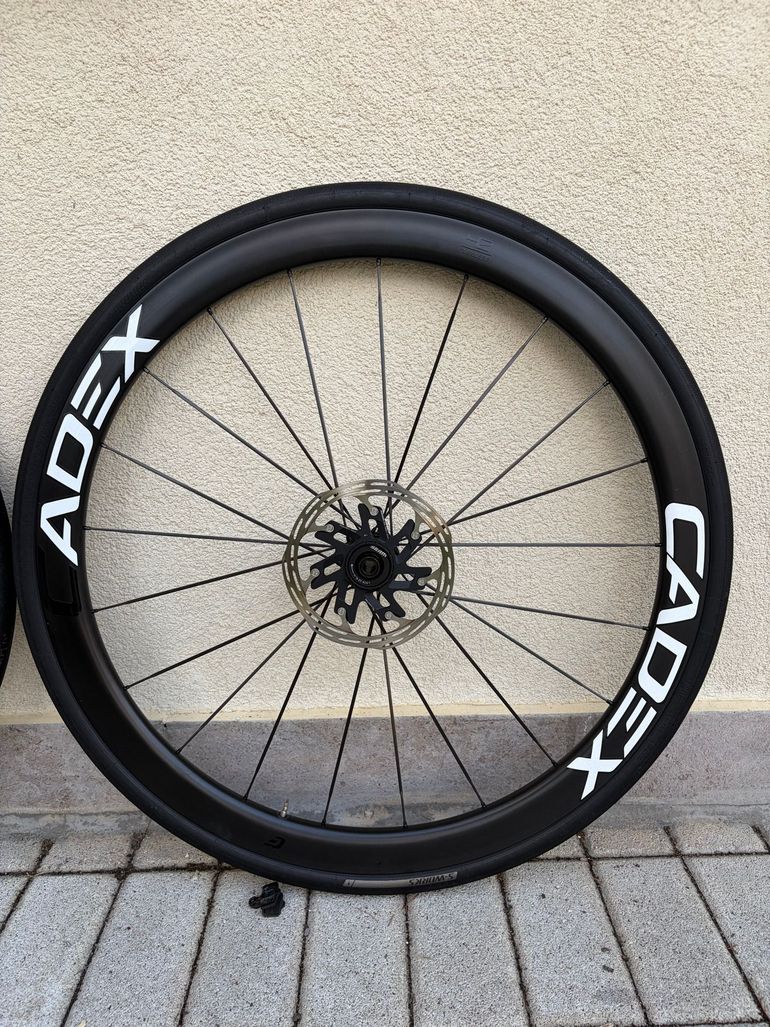Used Cadex 42 Disc Wheels 2024 bike — image 4 of 6