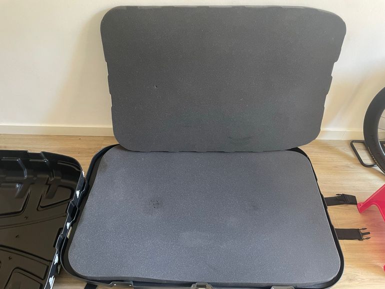Käytetty Thule RoundTrip Hard Shell Case 2023 bike — kuva 5 / 5