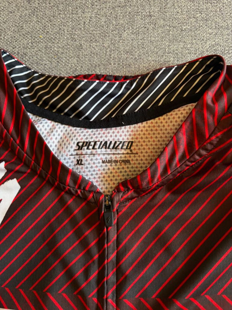 Used Specialized Cycling Jersey bike — image 3 of 3