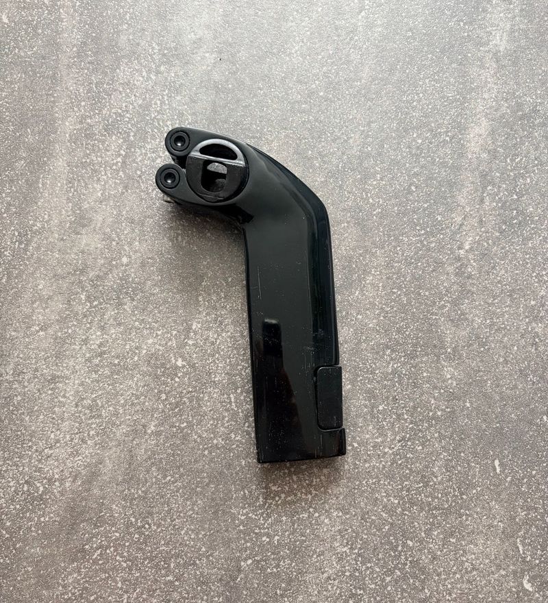 Used Trek Madone SL Gen 6 Seatpost 2020 Saddles & Seatposts