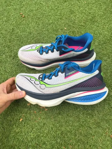 Saucony Azura bike usato — immagine 1 di 5