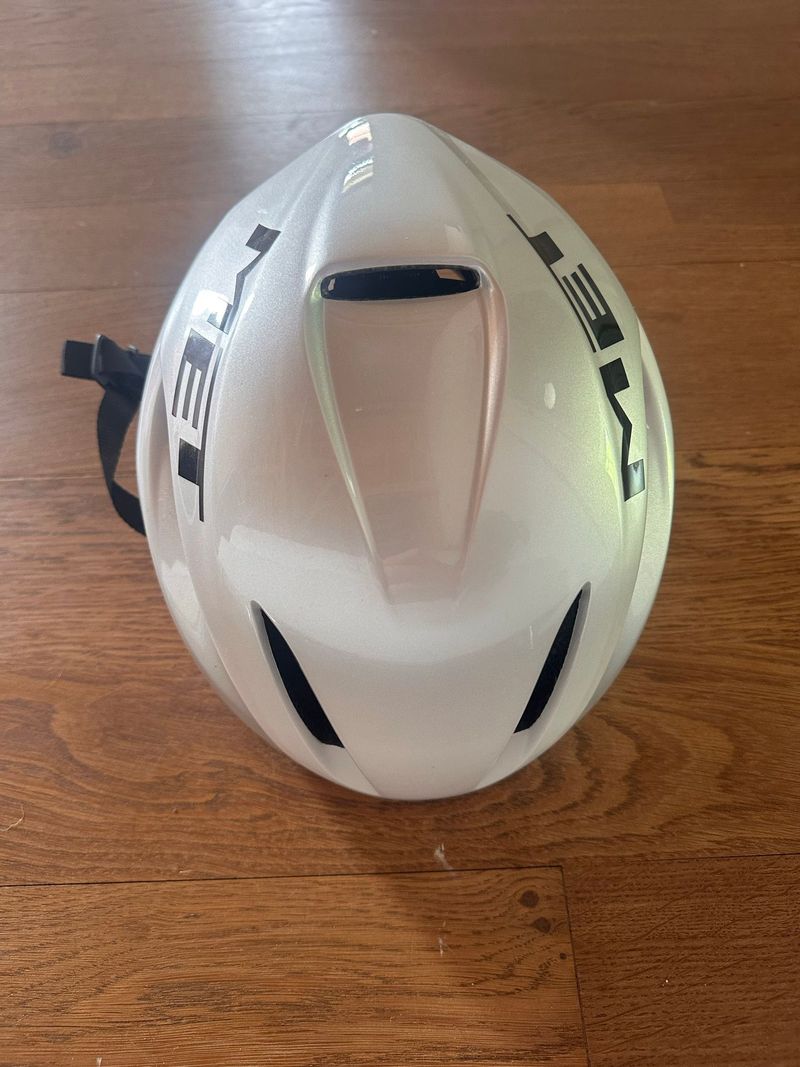 Used MET Casque 2026 Cycling Accessories