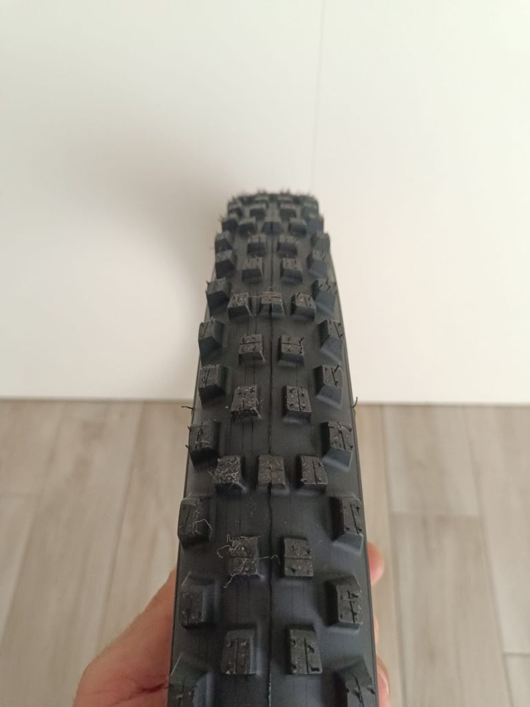 Gebrauchtes Continental DH Tires bike — Bild 8 von 10