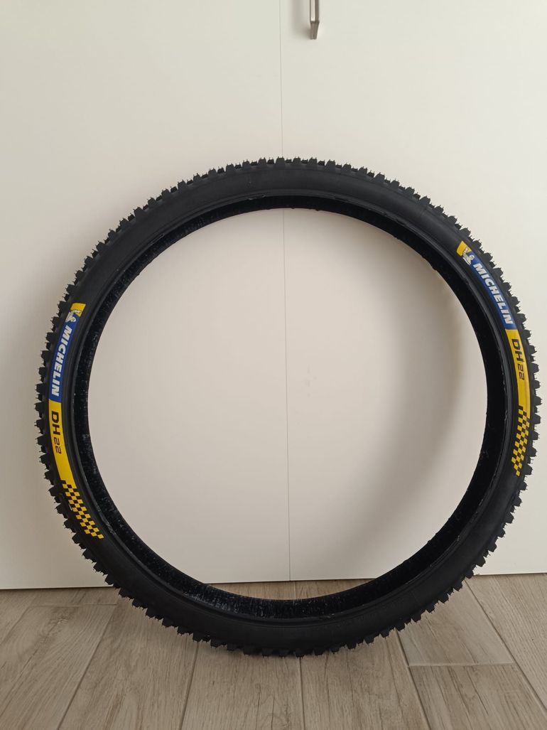 Gebrauchtes Continental DH Tires bike — Bild 9 von 10