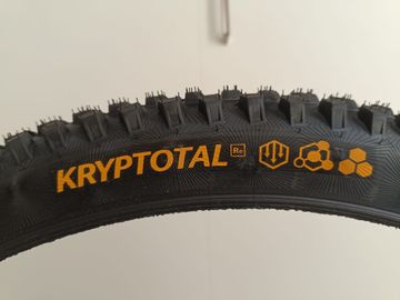 Gebrauchtes Continental DH Tires bike — Bild 2 von 10