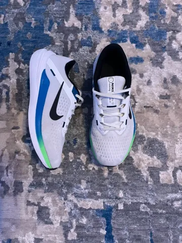 Brugt Nike Winflo 10 bike — billede 1 af 9