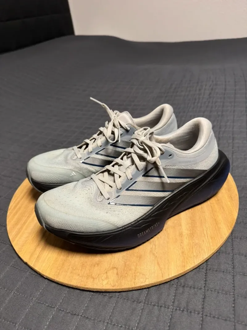 Tweedehands Supernova Rise 3 Running Shoes